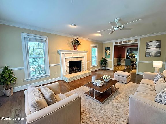 4th image of 2269 Brisbayne Cir