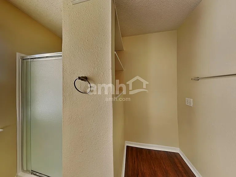 1494 Blue Grass Pkwy — Photo 14