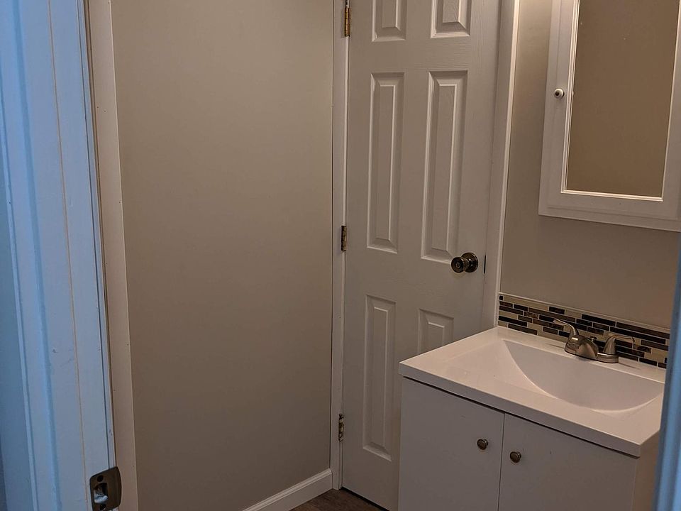 1st image of 6516 Grovehill Dr