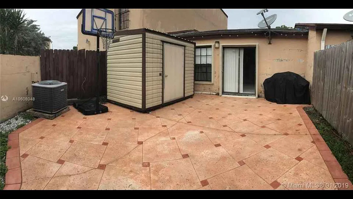3 bed, $3,000 — Photo 4