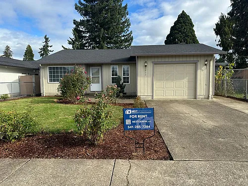 403 S 37th Pl Photo 1