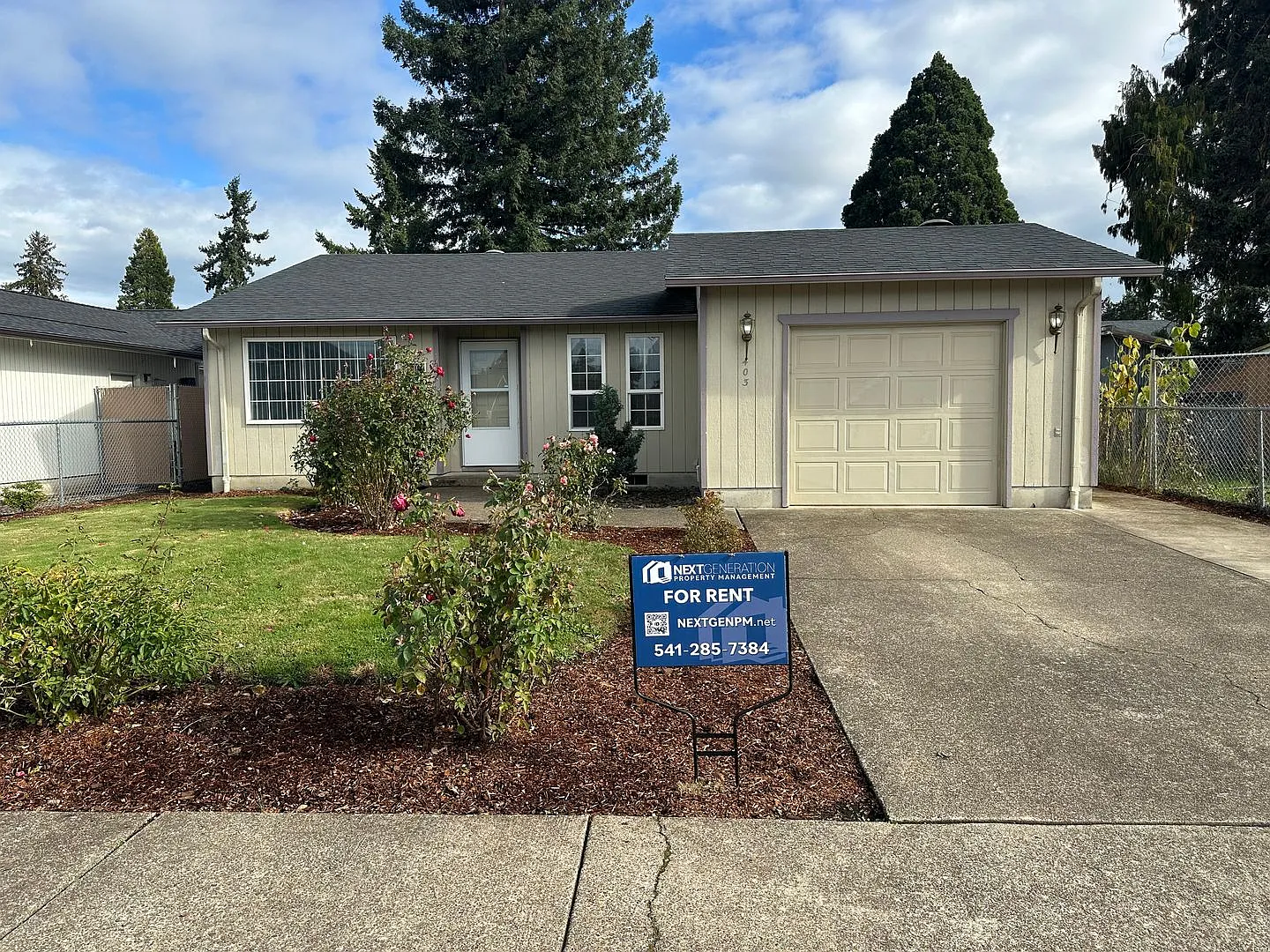 403 S 37th Pl photo 1