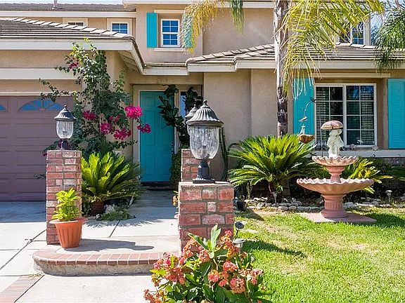 3rd image of 269 Holiday Ln