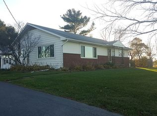 4073 Oil Center Rd, Fostoria, OH 44830