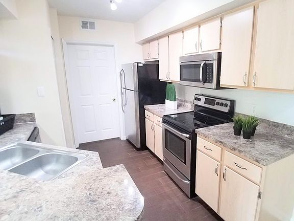 5th image of 12524 Crest Springs Ln APT 1213