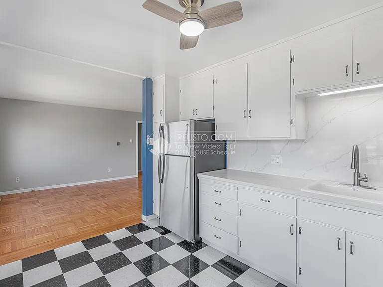 331 Campbell Ave #1 — Photo 6