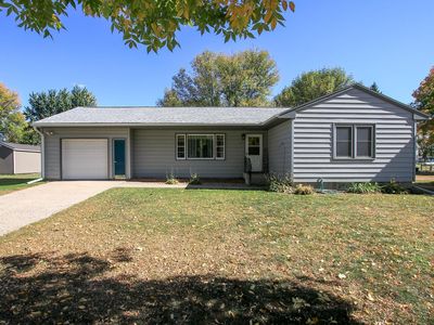 221 3rd Ave S, Brownton, MN, 55312