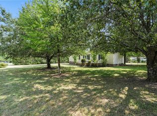 104 Sylvan Ct, Easley, SC 29640