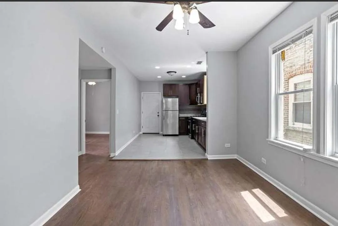 Building Photo - 1711 N Mayfield Ave #1