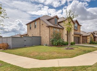1528 Summit View Ln, Aubrey, TX 76227