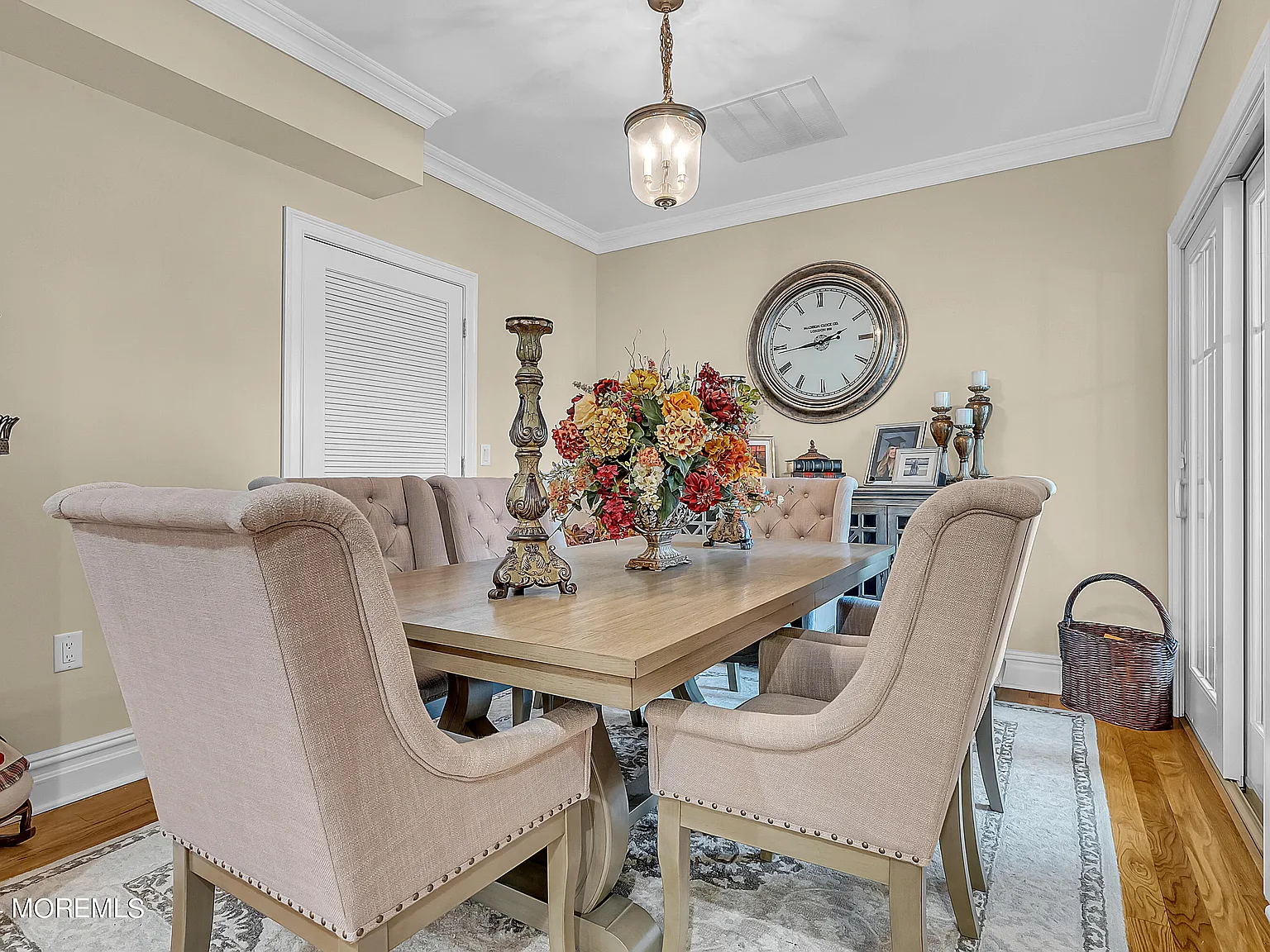 2 bed, $3,500 — Photo 3