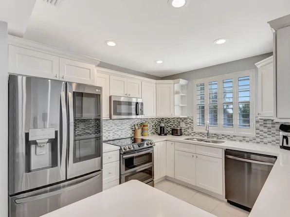 205 Mainsail Cir, Jupiter, FL 33477