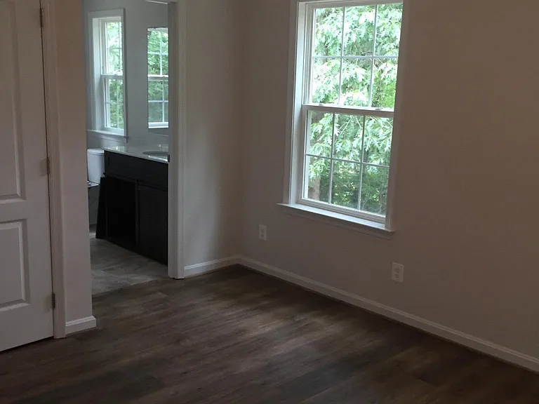 13 Pin Oak Rd — Photo 4