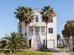 25006 Intrepid Ln, Galveston, TX 77554