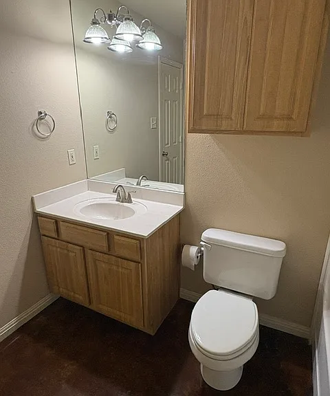 219 Windmill Hl — Photo 12