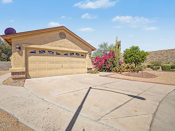 3rd image of 21650 N 38TH Avenue