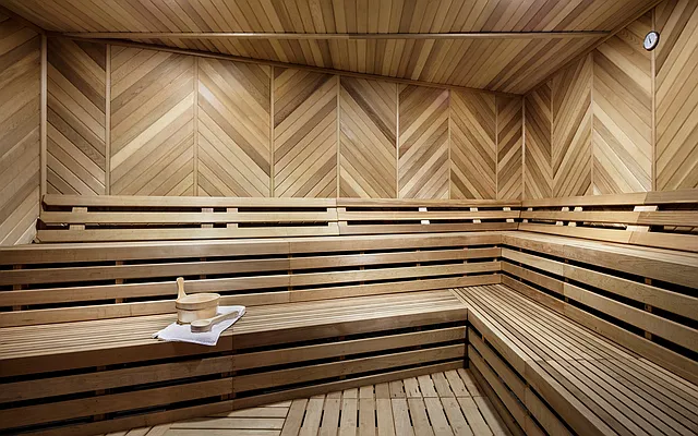 Rented by Compass | media 22