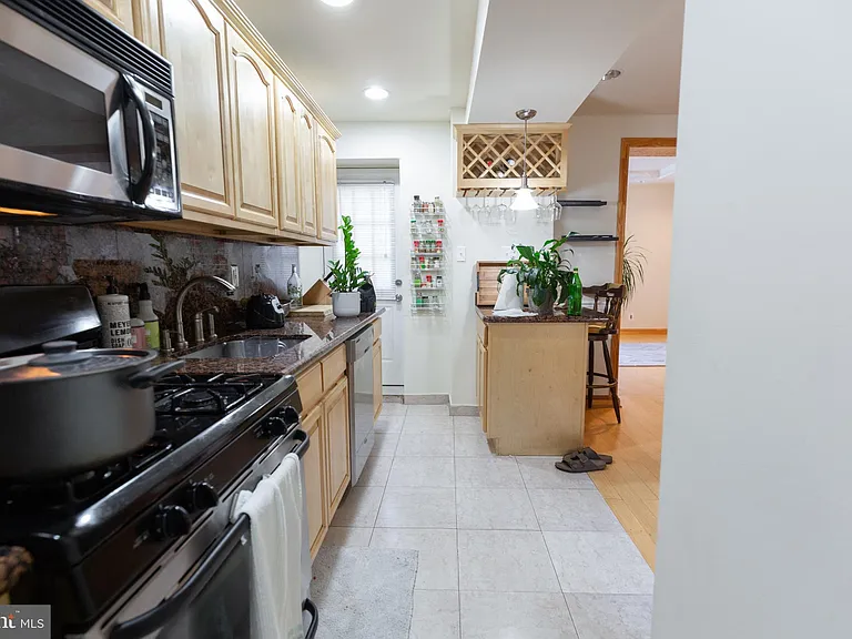 808 Gaul St — Photo 13