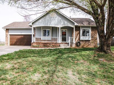 316 N Dacey Ave, Bentley, KS, 67016