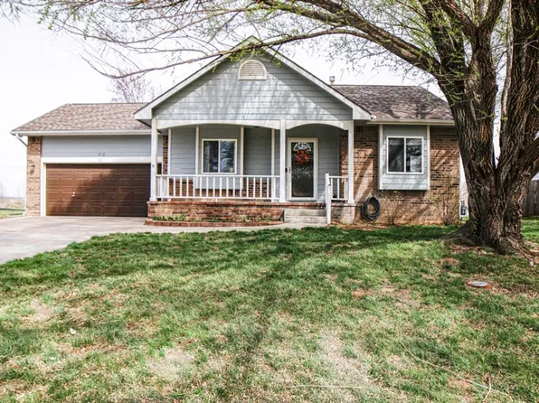 316 N Dacey Ave, Bentley, KS 67016