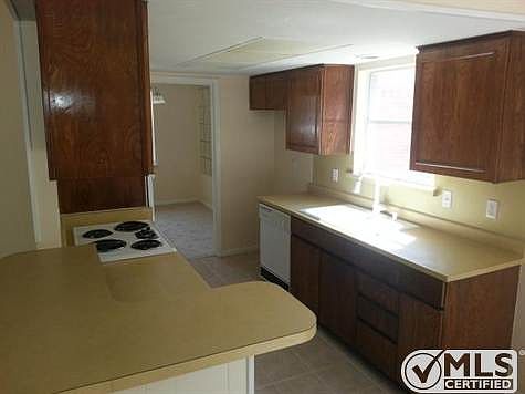 3rd image of 4605 Bucknell Dr
