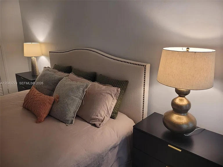 1200 West Ave #720 — Photo 32