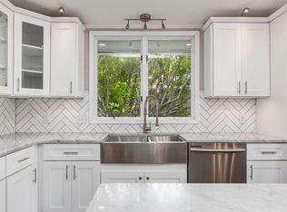 3399 Kirkham Rd, Columbus, OH 43221