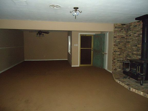 3rd image of 1908 Avenue H