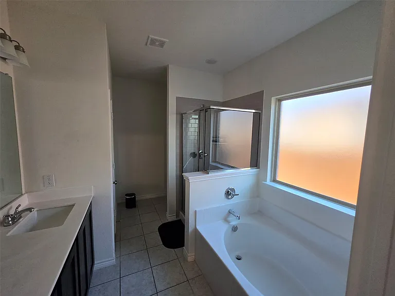 2932 Desert Lily Ln — Photo 9