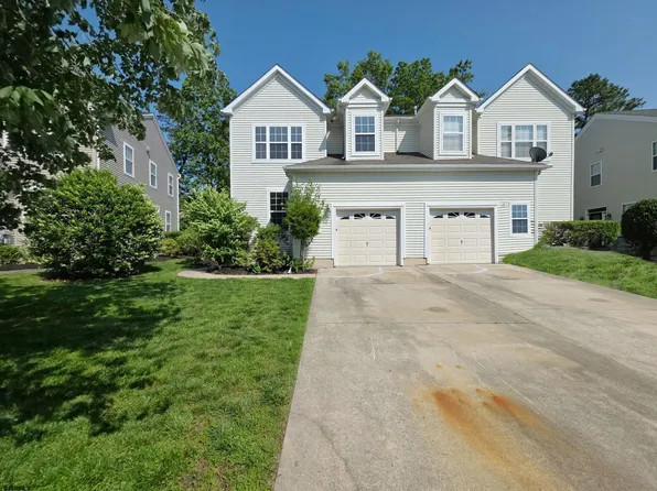 12 Summit Cir #C2, Mays Landing, NJ 08330