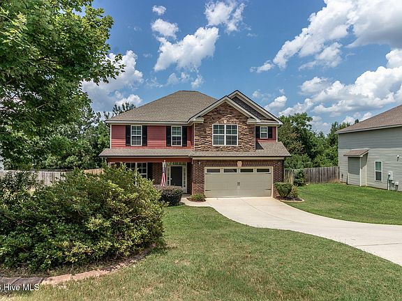 3rd image of 1607 Cedar Hill Drive
