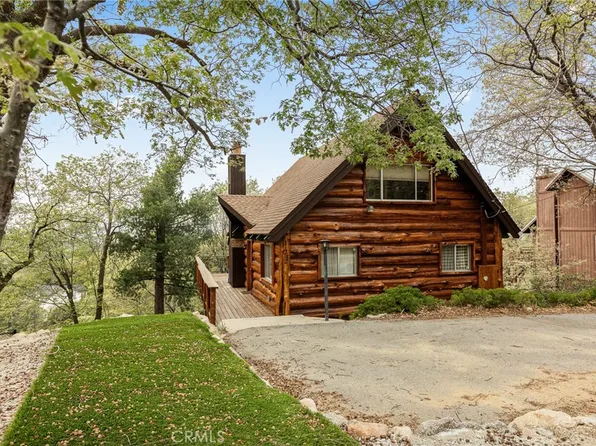 1452 Golden Rule Ln, Lake Arrowhead, CA 92352