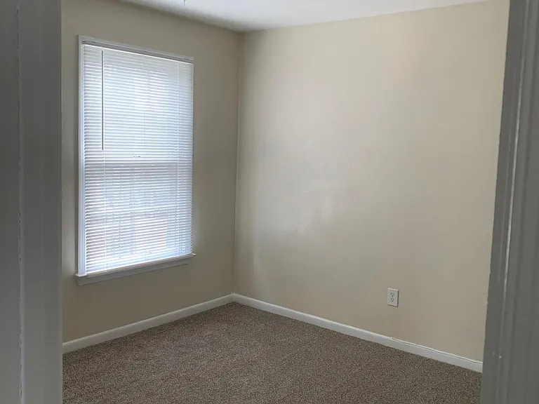 2606 Baltic Ave #201 — Photo 2