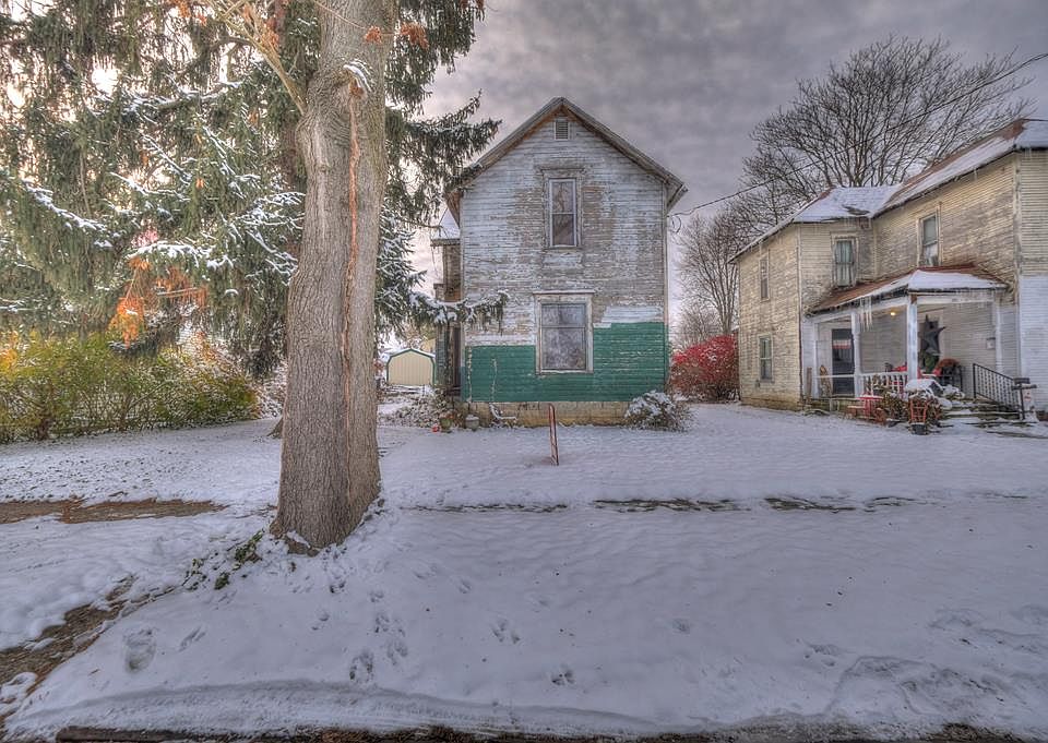 1st image of 203 N Seffner Ave