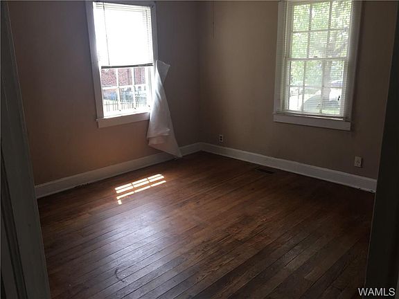4th image of 6 Oakhill Ct