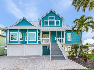 3449 1st Ave, Saint James City, FL 33956