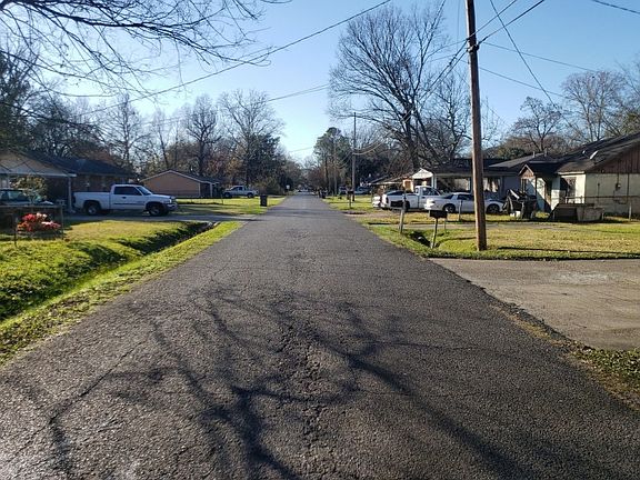 4th image of 2263 69th Ave