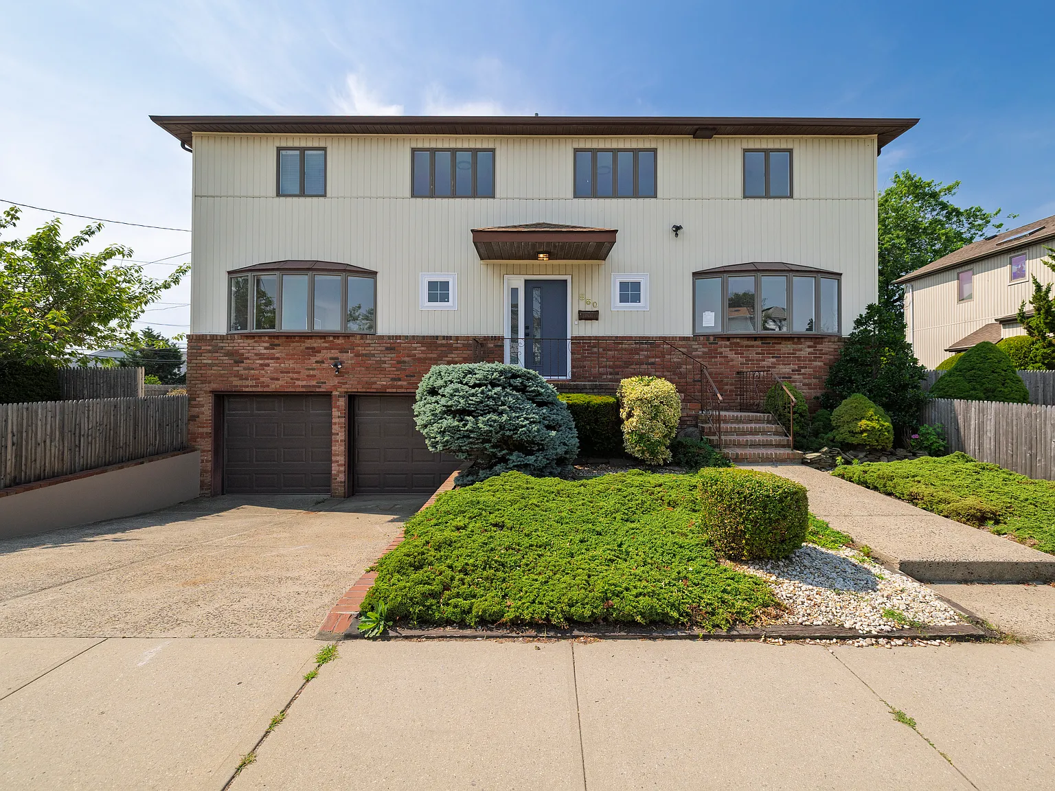 3 bed, 2.5 bath, 1620 sqft, $4,800 — Photo 1