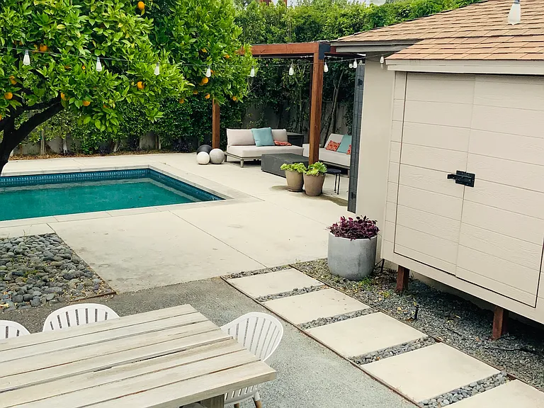 1226 N Fairview St — Photo 46