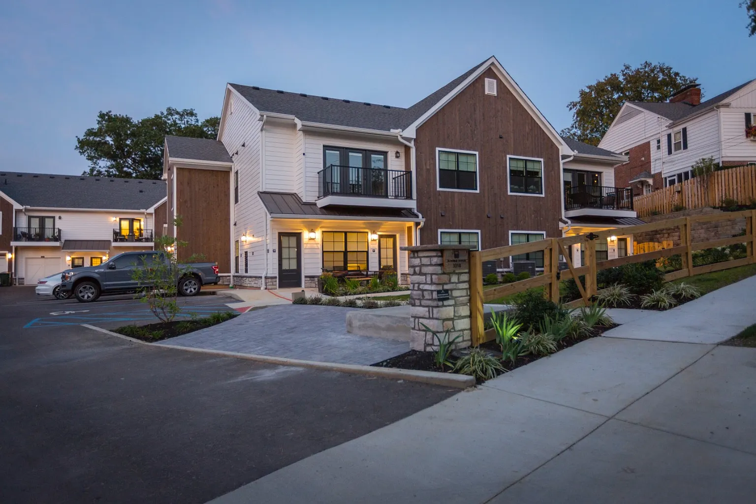 3318 Mowbray Ln #1 photo 1