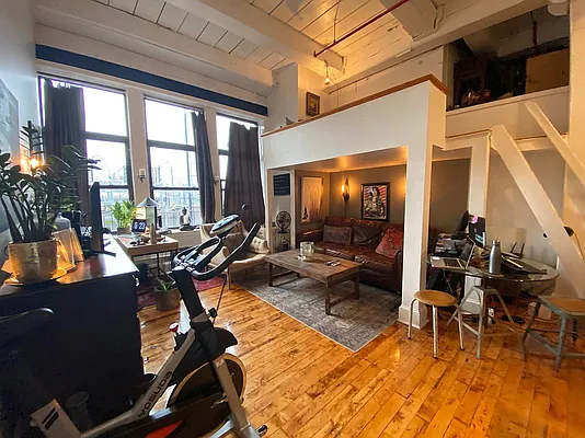 Rented by Dream Space Realty | media 6