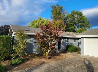 374 Aaron Ct NE, Salem, OR 97301