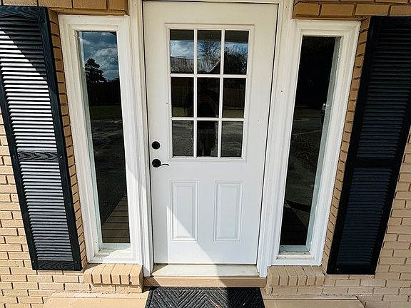 3rd image of 895 Cannonville Rd