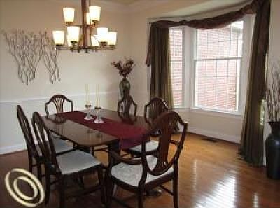4th image of 43715 Prestwick Cir S
