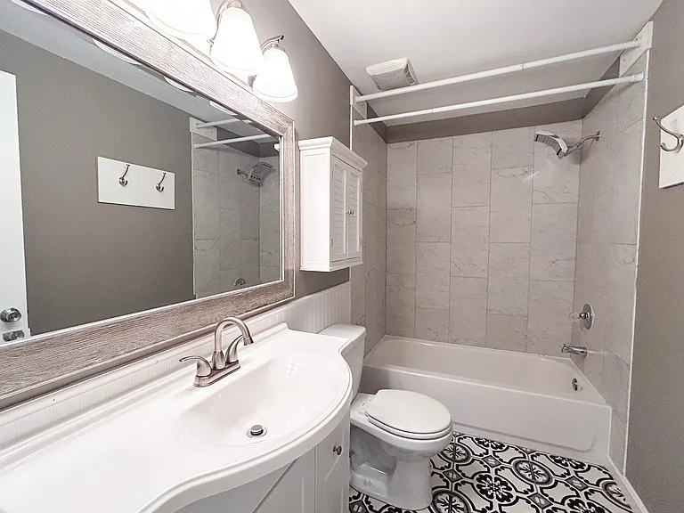 303 Bridle Crest Sq NE — Photo 16