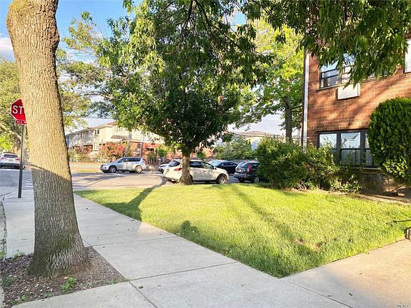4th image of 78-14 153rd Ave
