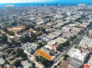 1851 S Barrington Ave, Los Angeles, CA 90025