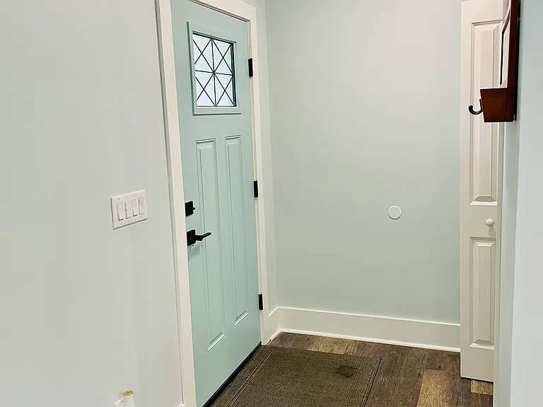 1126 Morning Glory Ct — Photo 3