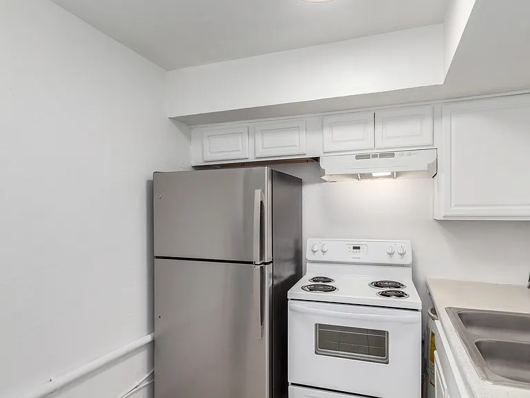 13020 N 21st Pl #U08 — Photo 3