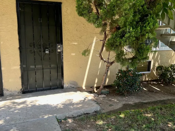 280 Wells Ave APT P, El Cajon, CA 92020